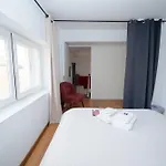 Large 1-bedroom Duplex Prime Location * Lizbona