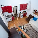 Large 1-Bedroom Duplex Apartment Prime Lisbon Location