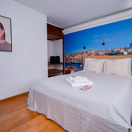 Large 1-bedroom 1 Doble Bed 1 Sofa Bed 1 Bathroom Duplex Prime Location Lisboa